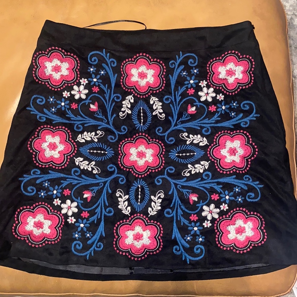 Francesca’s Suede Black Skirt NWT